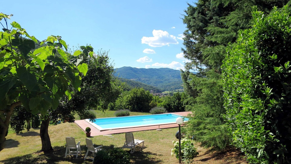 Lisciano Niccone Apartment | Apartment Daino by Interhome