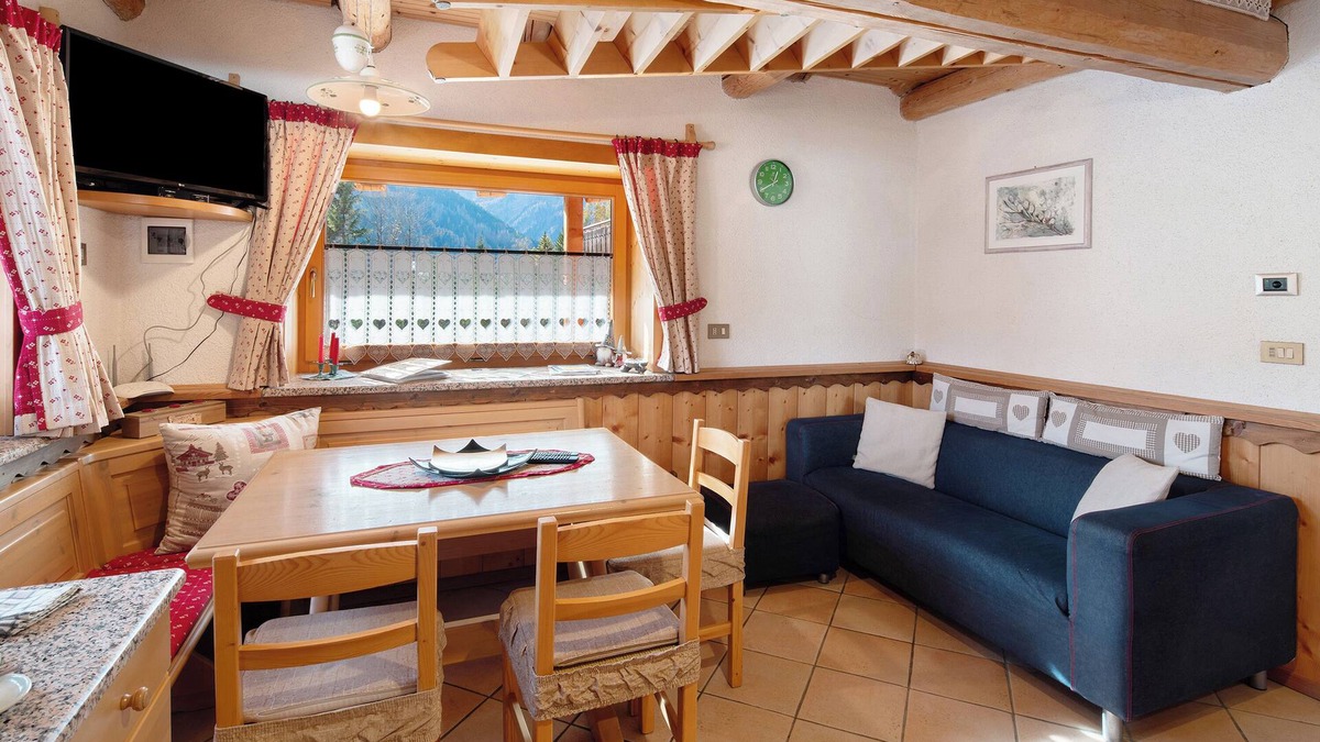 Caviola Apartment | Apartment 'Darecoi' with Mountain View, Shared Garden and Wi-Fi