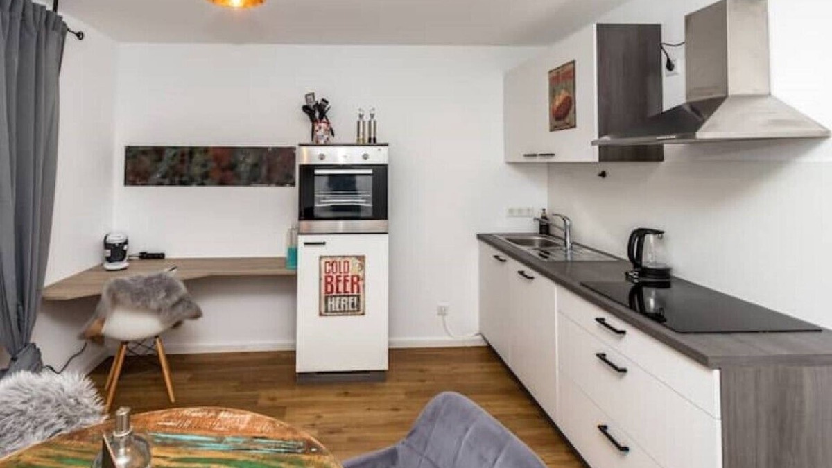 Edingen Apartment | Apartment Cozy Industrial/Super Verkehrsanbindung