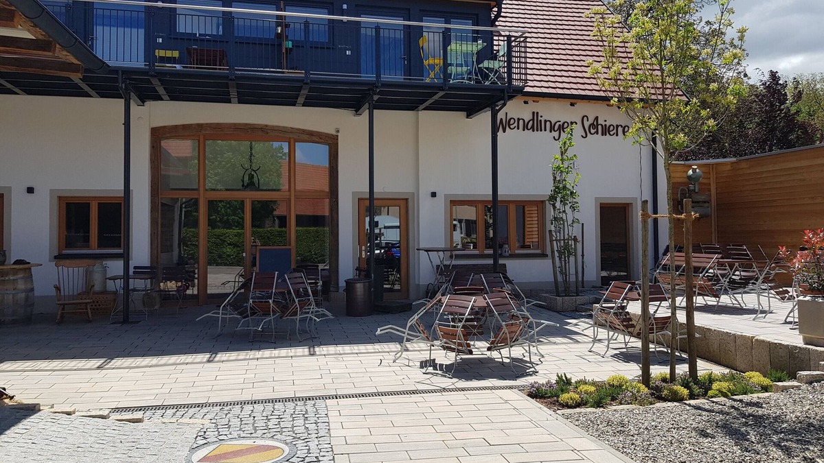 Sankt Georgen Apartment | Apartment 'Ferienhaus Freiburg - 2 Fewo' with Shared Terrace, Balcony and Wi-Fi