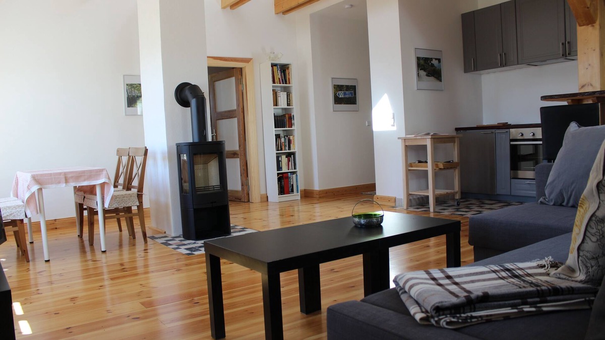 Petershagen Apartment | Apartment in Village Green near Berlin, in the historic village inn Petershagen