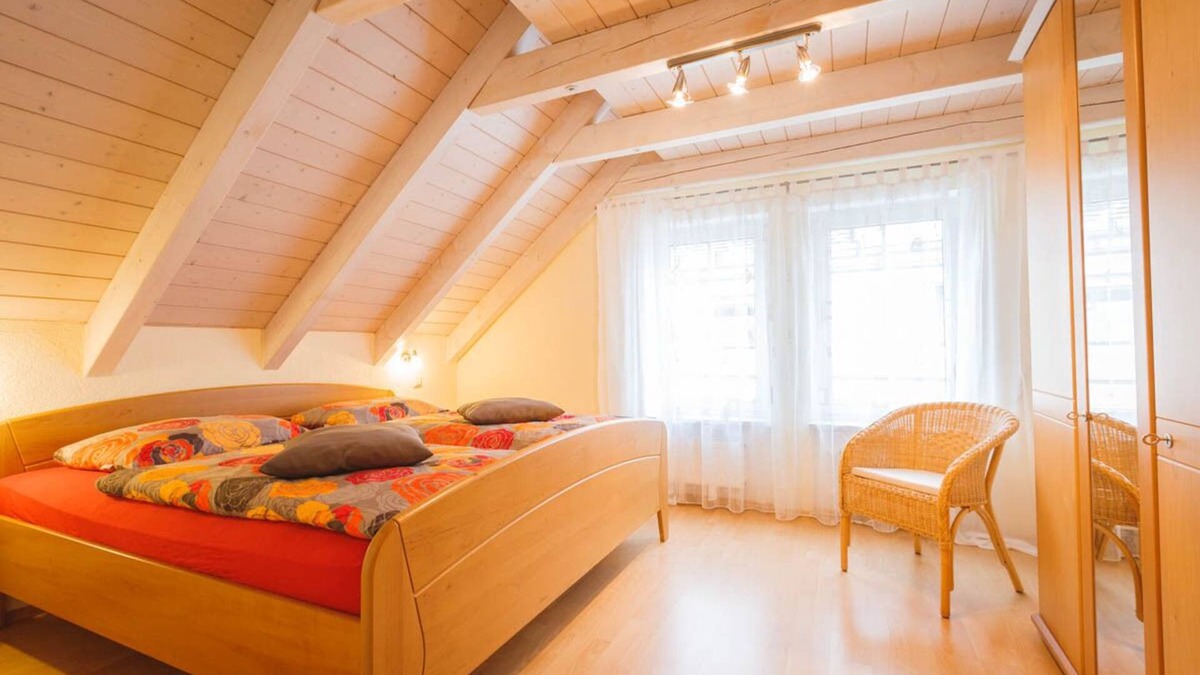 Unteruhldingen Apartment | Apartment Maisonette No.6 with city view
