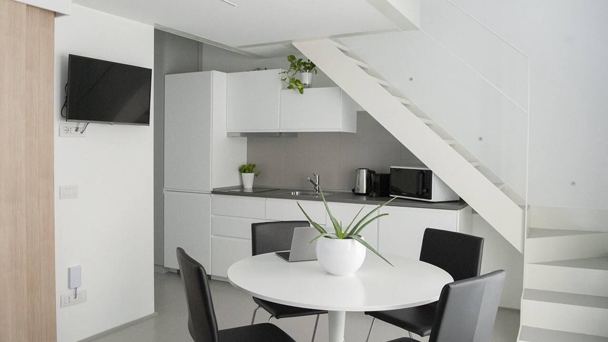 Guastalla Apartment | Apartment-Deluxe-con Soppalco-Ensuite with Shower