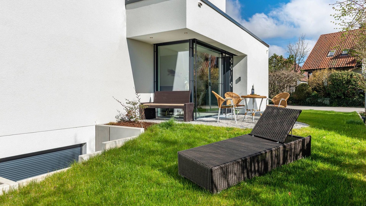Radolfzell am Bodensee Apartment | Apartment 'Design Mettnaublick' with Lake View, Private Terrace and Wi-Fi
