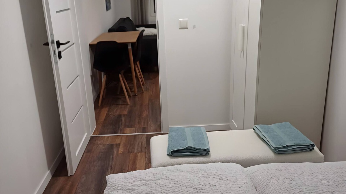 Gera Apartment | Apartment 'Desniq' with Shared Terrace and Wi-Fi