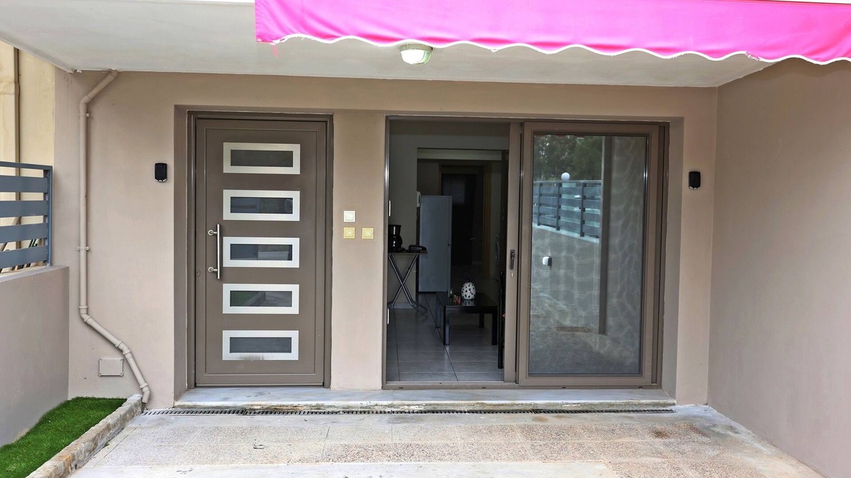 Lambi Apartment | Apartment Di Rena , Near The Sea