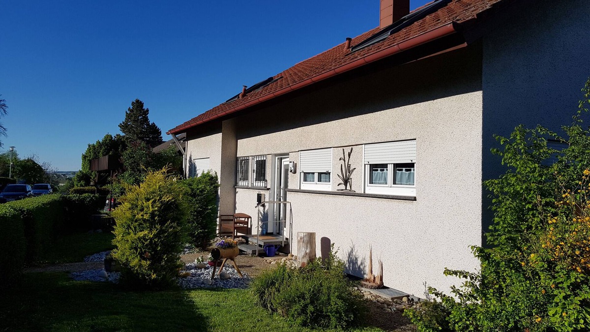 Bretzfeld Apartment | Apartment 'Die Wohnung Stein' with Private Garden, Balcony and Wi-Fi