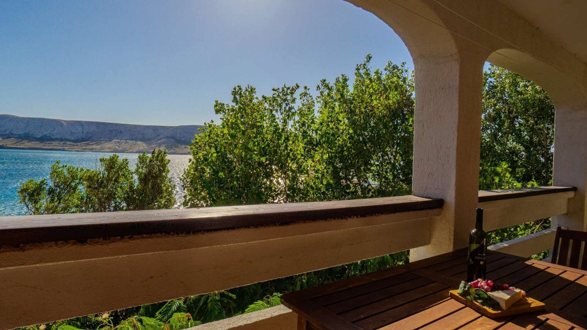 Zubovici Apartment | Apartment directly at the beach, 2 balconys, sea view and free WiFi