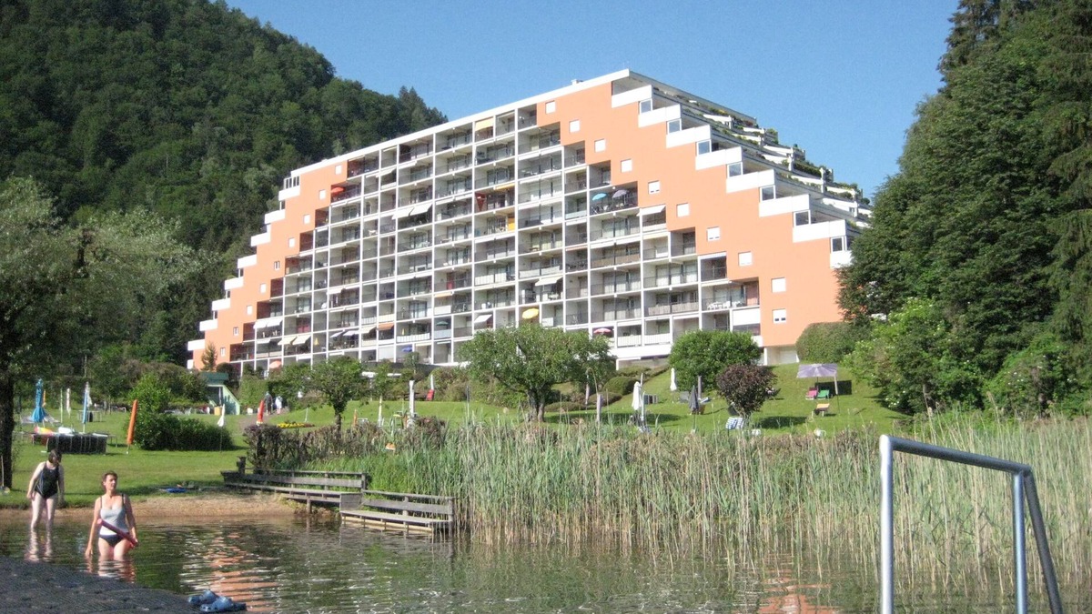 Landskron Apartment | Apartment directly on the Ossiachersee with beach