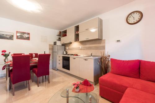Poljica Apartment | Apartment Doris, Nenadici