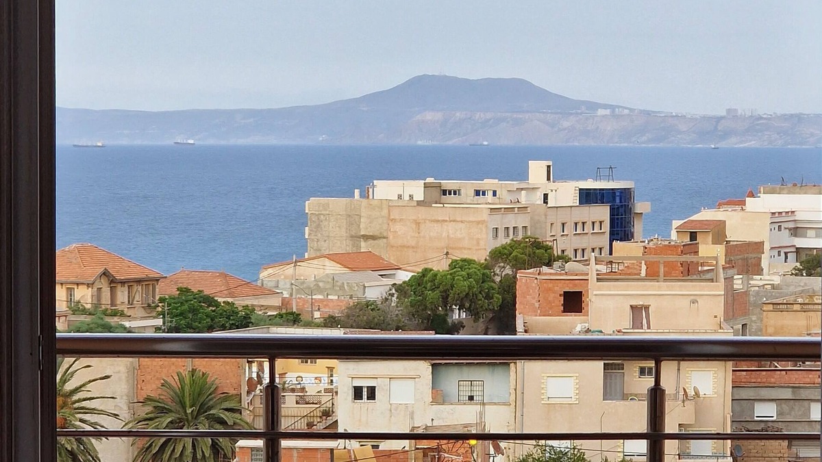 Ain El Turk Apartment | Apartment