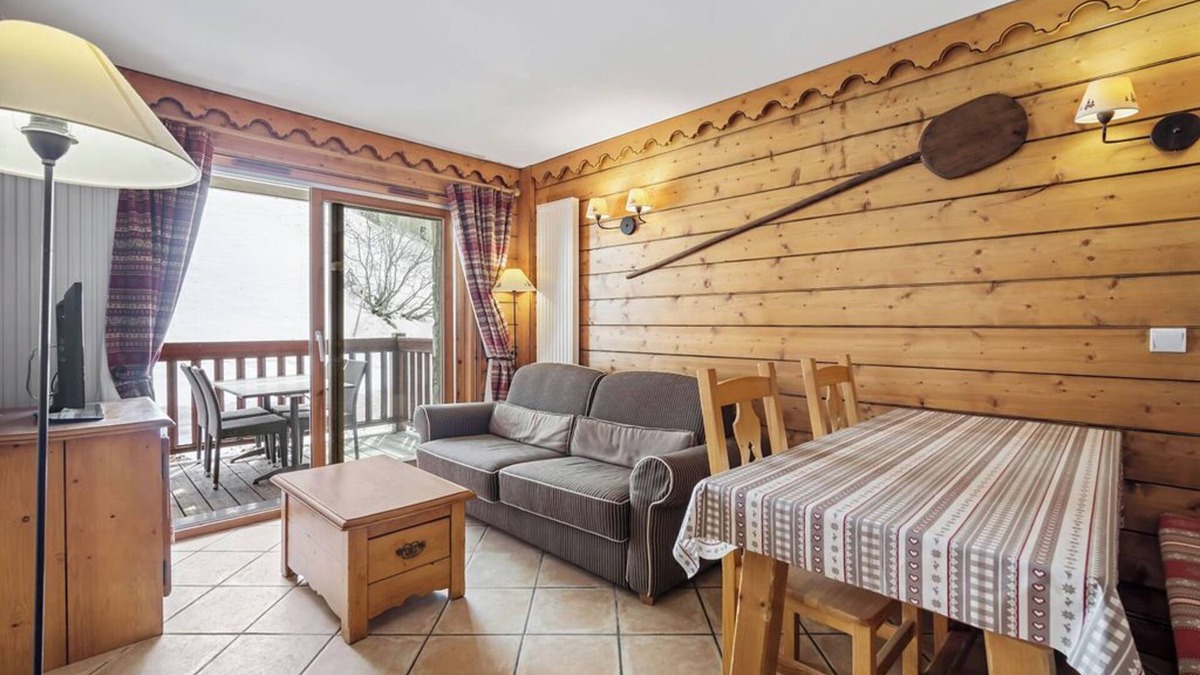 Val Claret Ski Chalet | Apartment Ecrin 426 - Tignes Val Claret - 4 people.