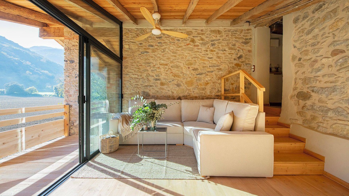 Beguda Apartment | Apartment 'Eixida' with Mountain View, Wi-Fi and Air Conditioning