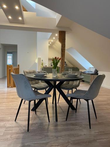 Loschwitz Apartment | Apartment ELBHIRSCH Stilvoll wohnen in Dresden Weißer Hirsch