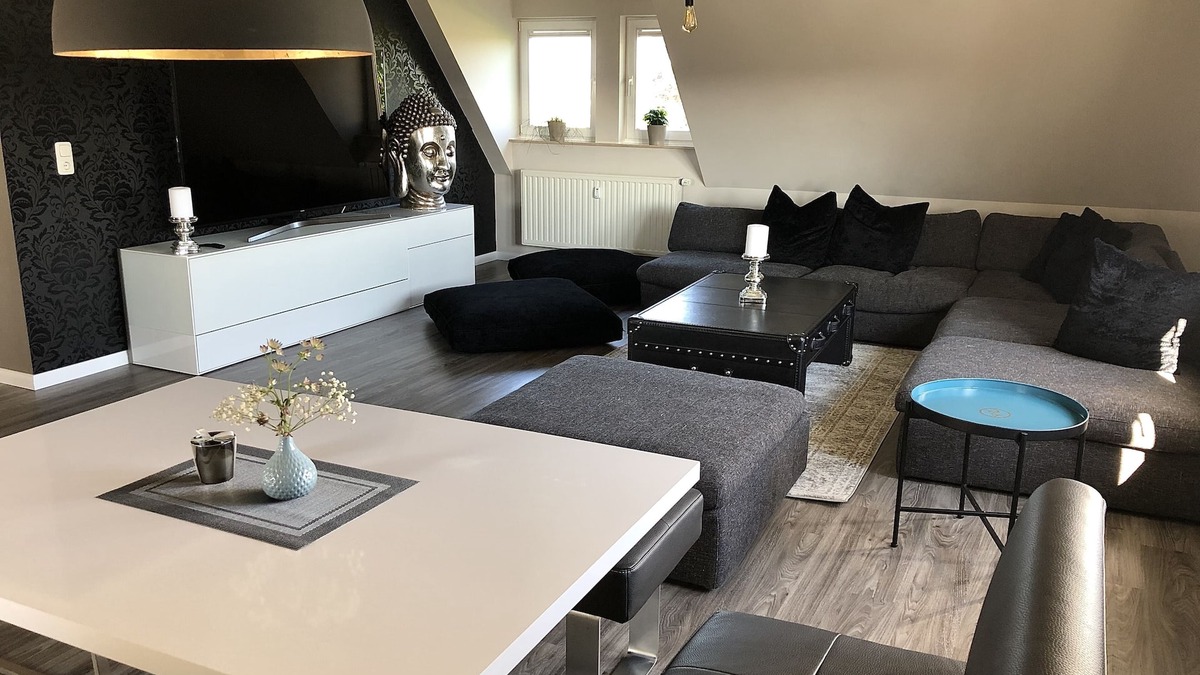 Meissen Apartment | Apartment-Elbtalblick-Deluxe-Private Bathroom-River view