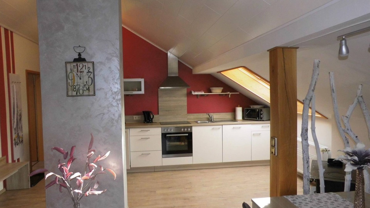 Habscheid Apartment | Apartment Elgas - 4-bed apartment shower /WC, 2 bedrooms