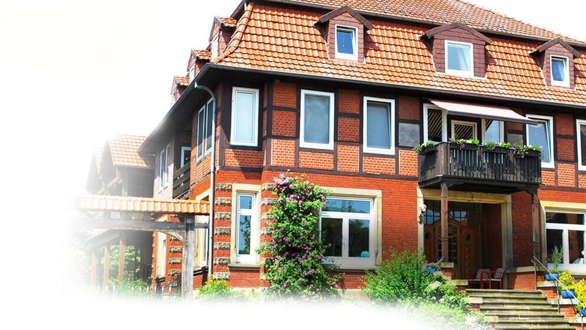 Hessisch Oldendorf Apartment | Apartment-Ensuite with Bath-Courtyard view