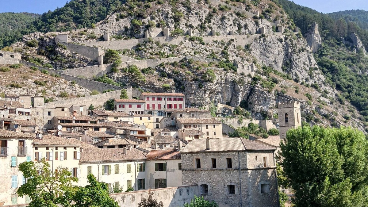 Entrevaux Apartment | Apartment "Entrevaux" with Mountain View
