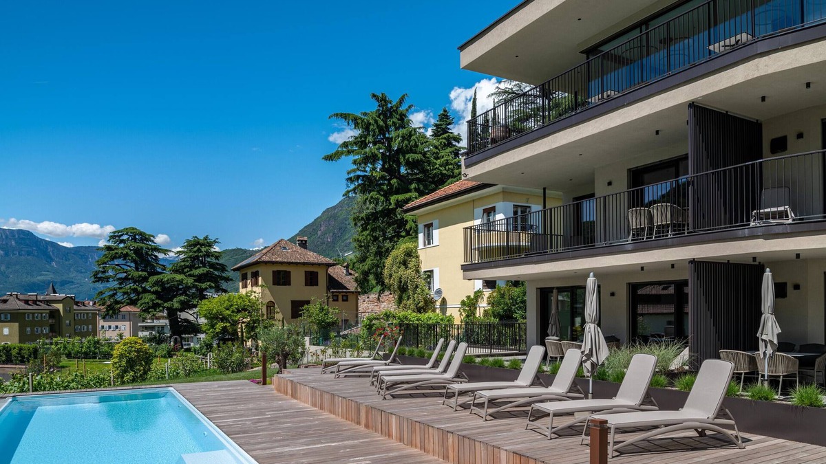 Centro - Piani - Rencio Apartment | Apartment "Erbacher - Anna's Garten Suite" with Mountain View, Shared Pool & steam bath
