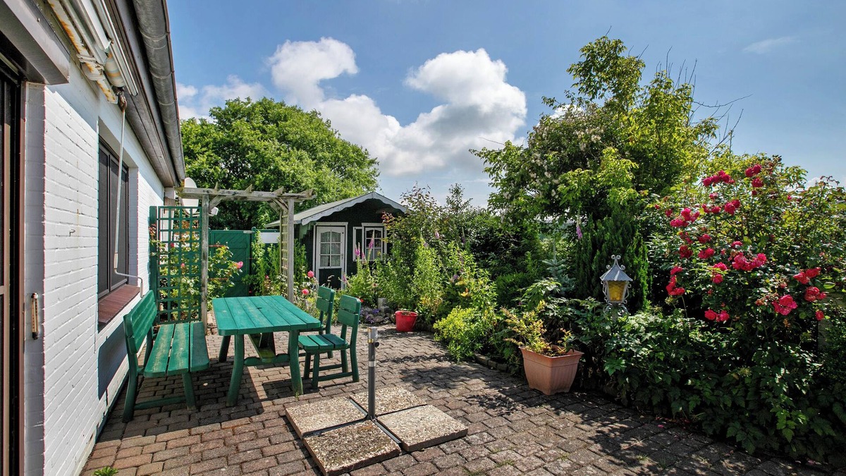 Stinteck Apartment | Apartment 'Erdgeschosswohnung' with Private Terrace, Private Garden and Wi-Fi