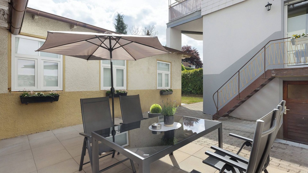 Arnsberg Apartment | Apartment 'Erdgechoss' with Private Terrace and Wi-Fi