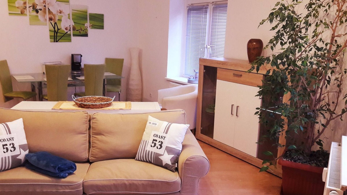 Bruhlervorstadt Apartment | Apartment, Erfurt center, city apartment