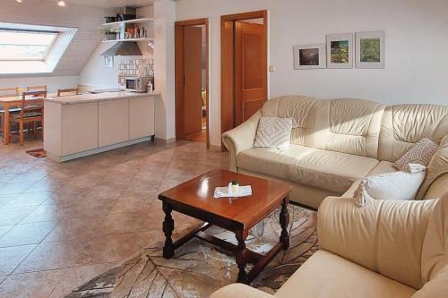 Idrija Apartment | Apartment Erika
