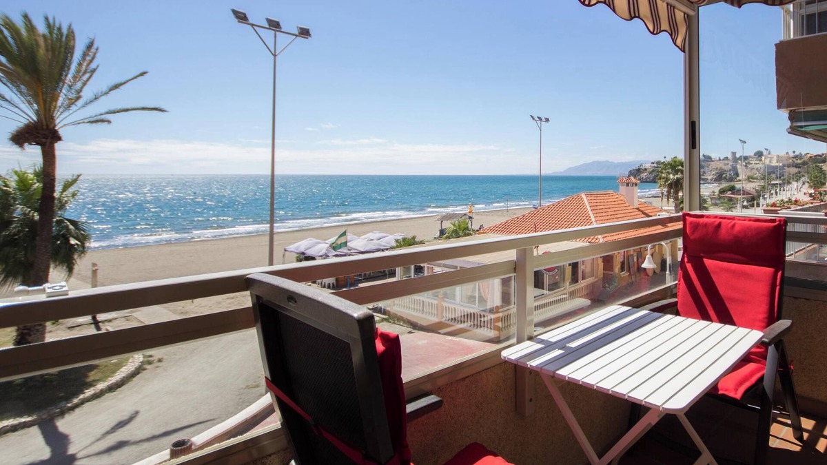 Rincon de la Victoria Apartment | Apartment "Studio 1 - Sea Front" Near the Beach with Sea View, Balcony, Terrace & Garden