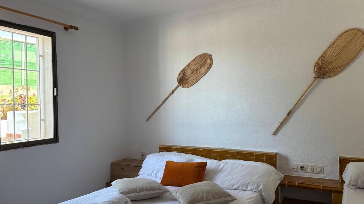 Portinatx Apartment | Apartment 'Vista Jardi5C' with Sea View, Wi-Fi and Air Conditioning