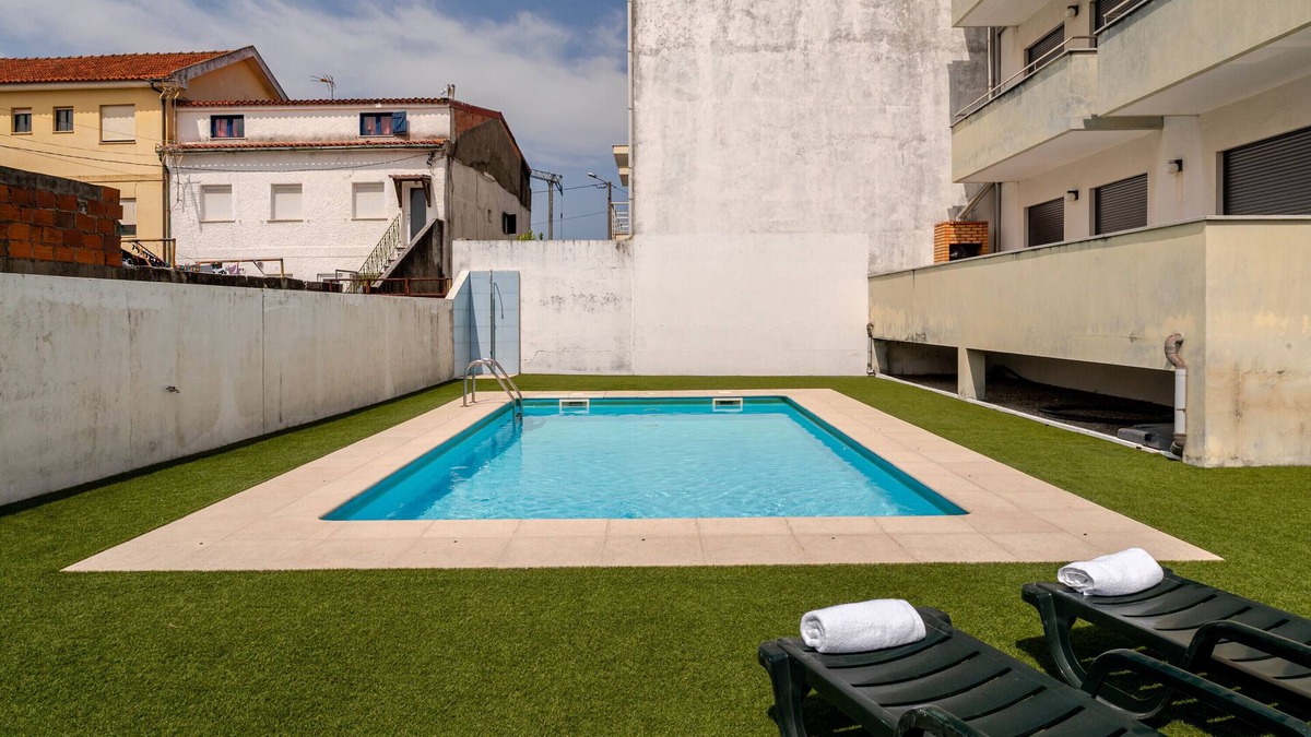 Apulia Apartment | Apartment 'Estrelinha Do Mar' with Shared Pool, Wi-Fi and Air Conditioning