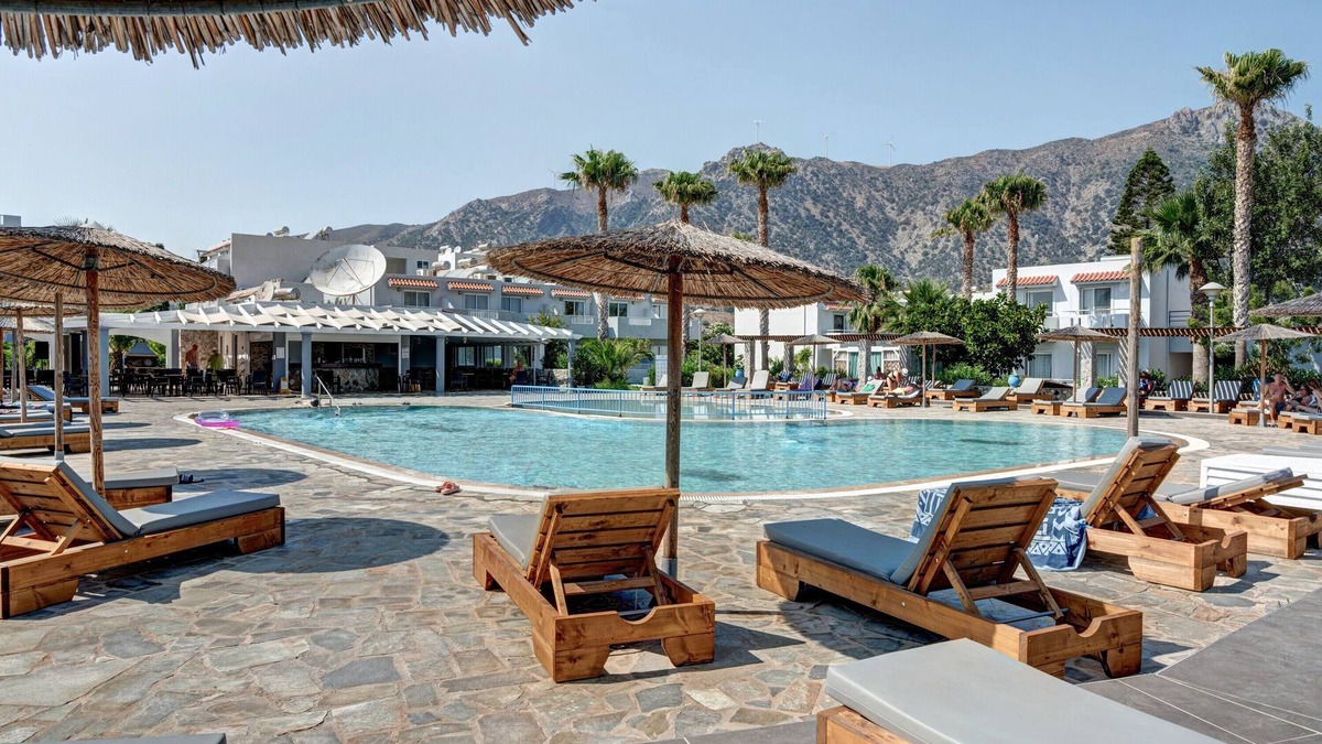 Kardamena Apartment | Apartment 'Evripides Family One -bedroom 3' with Shared Pool, Shared Garden and Air Conditioning