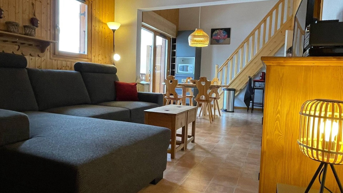 Thollon-les-Memises Apartment | Apartment for 6 persons with magnificant lake view.