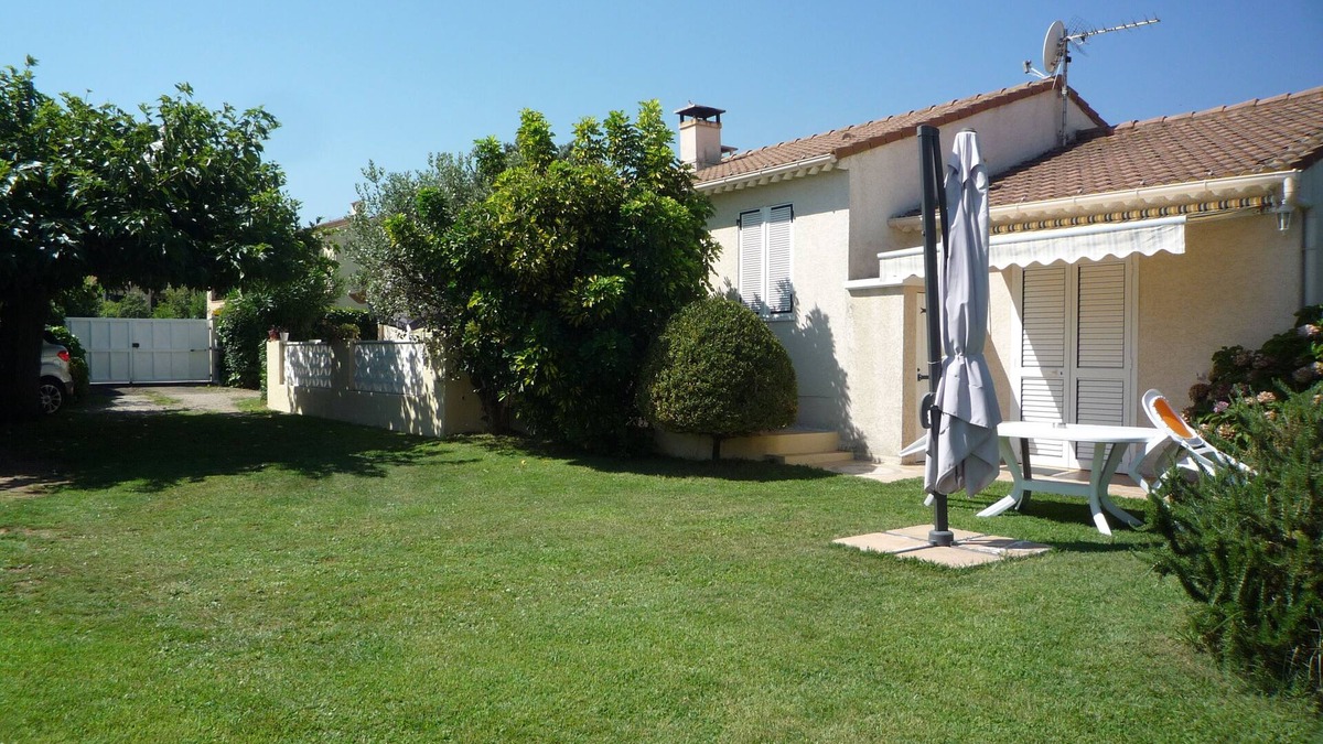 Arena Villa | apartment F1,1 room, 1 kitchen, 1 bathroom possibility 4 pers.