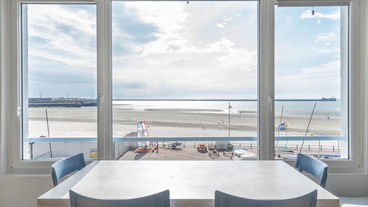 Boulogne-sur-Mer Apartment | Apartment facing the sea and 200 meters from Nausicaa