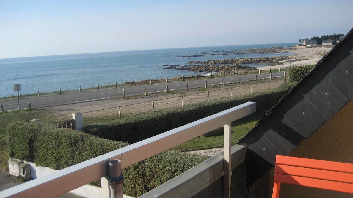 Piriac-sur-Mer Apartment | Apartment facing the sea in Piriac sur Mer. 2023 stage town for the Solitaire du Figaro.