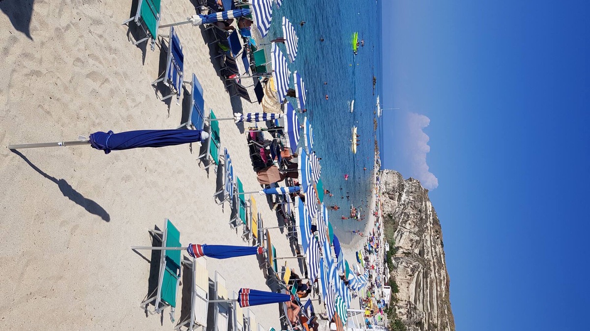 Gizzeria Apartment | Apartment Falerna Marina 100 m from the beach