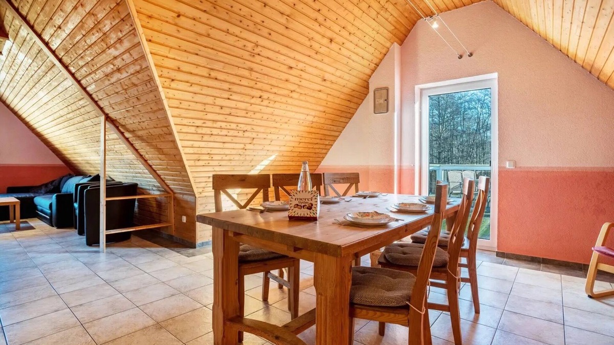 Buschvitz Apartment | Apartment 'Falkenturm' with Lake View, Private Terrace and Wi-Fi