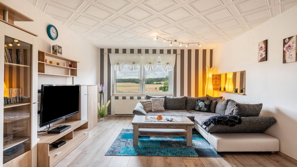 Neussen Apartment | Apartment 'Familie Heiko Schroth' with Wi-Fi
