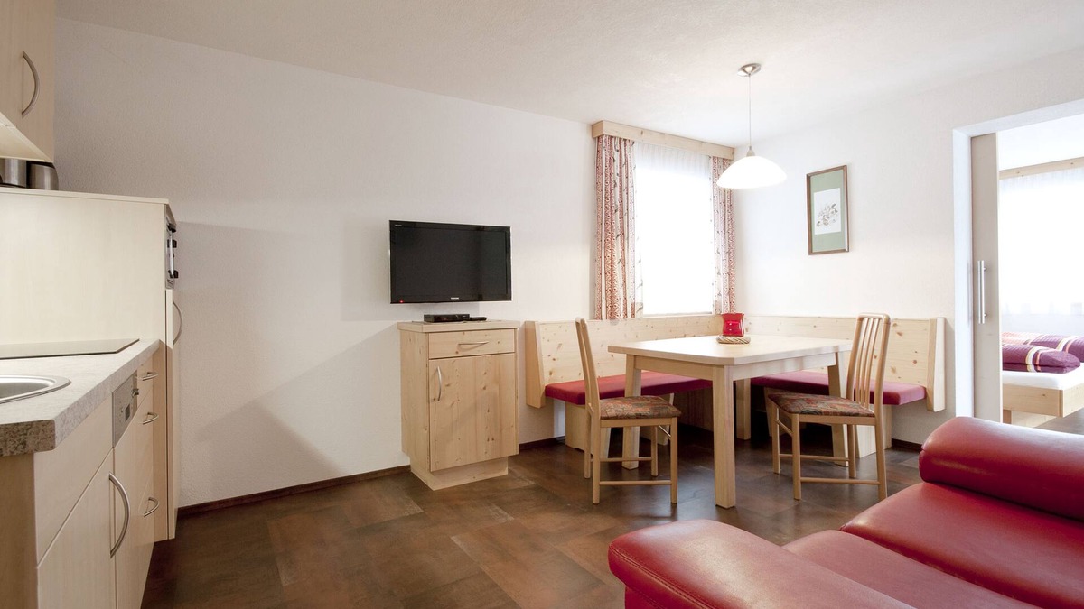 Virgen Apartment | Apartment-Family-Private Bathroom-Balcony-Top 4