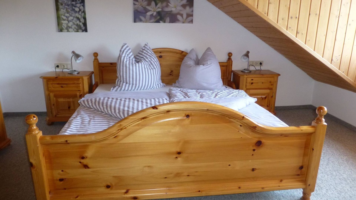Ostrach Apartment | Apartment 'Feenlämpchen, 35qm' with Mountain View and Wi-Fi