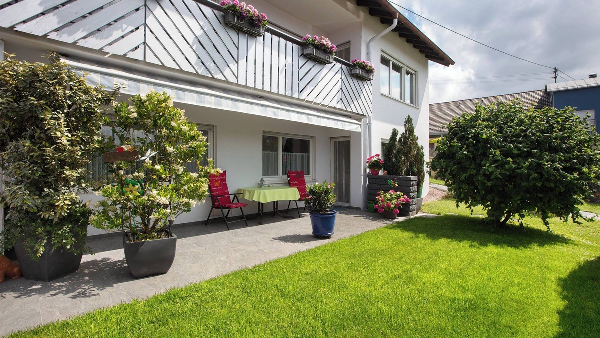 Karsau Apartment | Apartment 'Ferienwohnung Barbara' with Private Terrace and Wi-Fi
