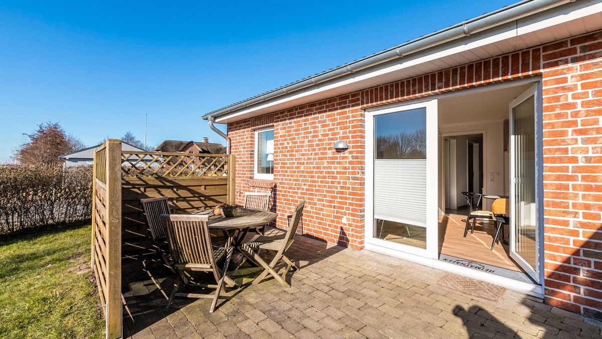 Klanxbuell Apartment | Apartment 'Ferienhaus Waterkant Mit Hund' with Private Terrace, Private Garden and Wi-Fi