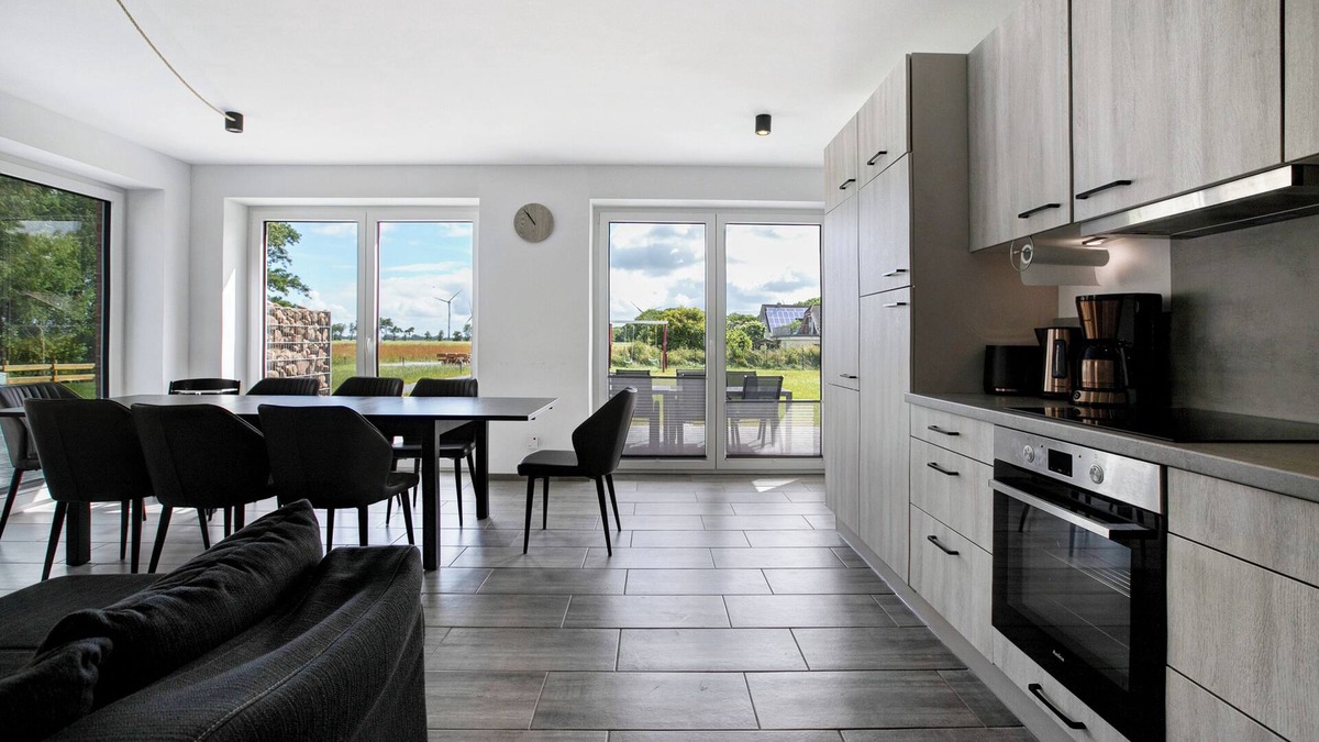 Schulp Apartment | Apartment 'Ferienhaus Flut Unten' with Private Terrace, Private Garden and Wi-Fi