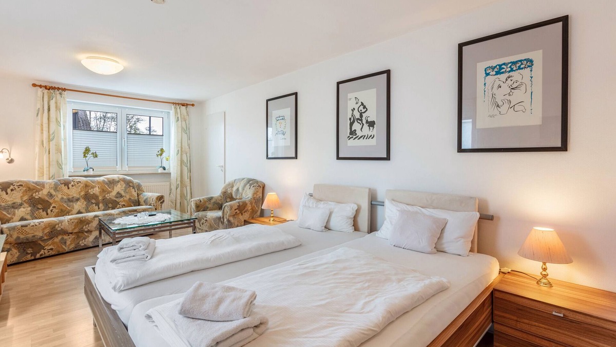 Bad Bellingen Apartment | Apartment 'Ferienwohnung 7b' with Private Terrace and Wi-Fi