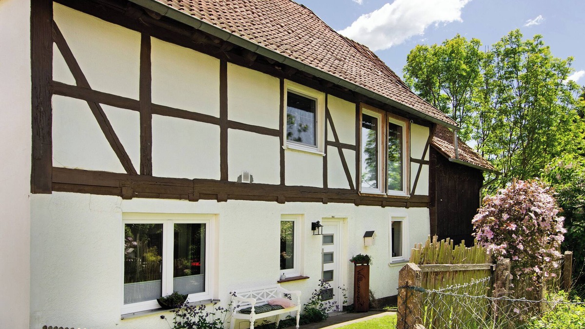 Wollershausen Apartment | Apartment 'Ferienwohnung Seelenruhig' with Private Terrace, Shared Garden and Wi-Fi