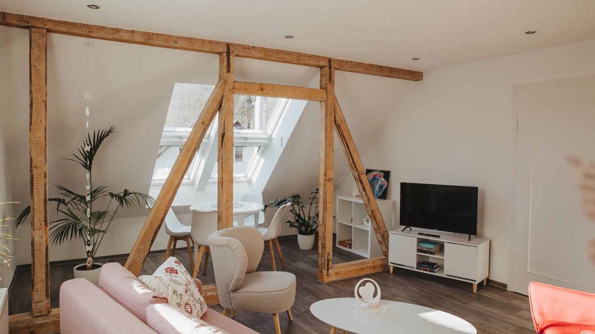 Bad Wildbad Apartment | Apartment 'Ferienwohnung Wunderbar' with Mountain View, Private Terrace and Wi-Fi