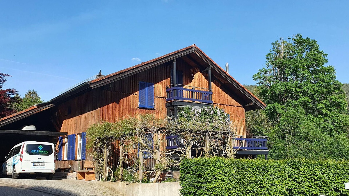 Bad Wildbad Apartment | Apartment 'Ferienwohnung Kuckucksnest' with Mountain View, Private Terrace and Wi-Fi