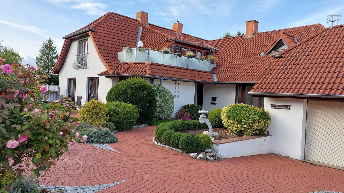 Brodersdorf Apartment | Apartment 'Ferienwohnung Evi Opp - Harmonie' with Private Terrace and Wi-Fi