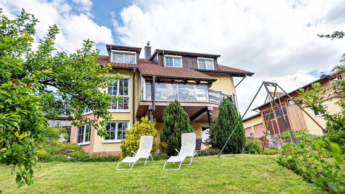 Adelhausen Apartment | Apartment 'Ferienwohnung Alexandra' with Terrace, Shared Garden and Wi-Fi