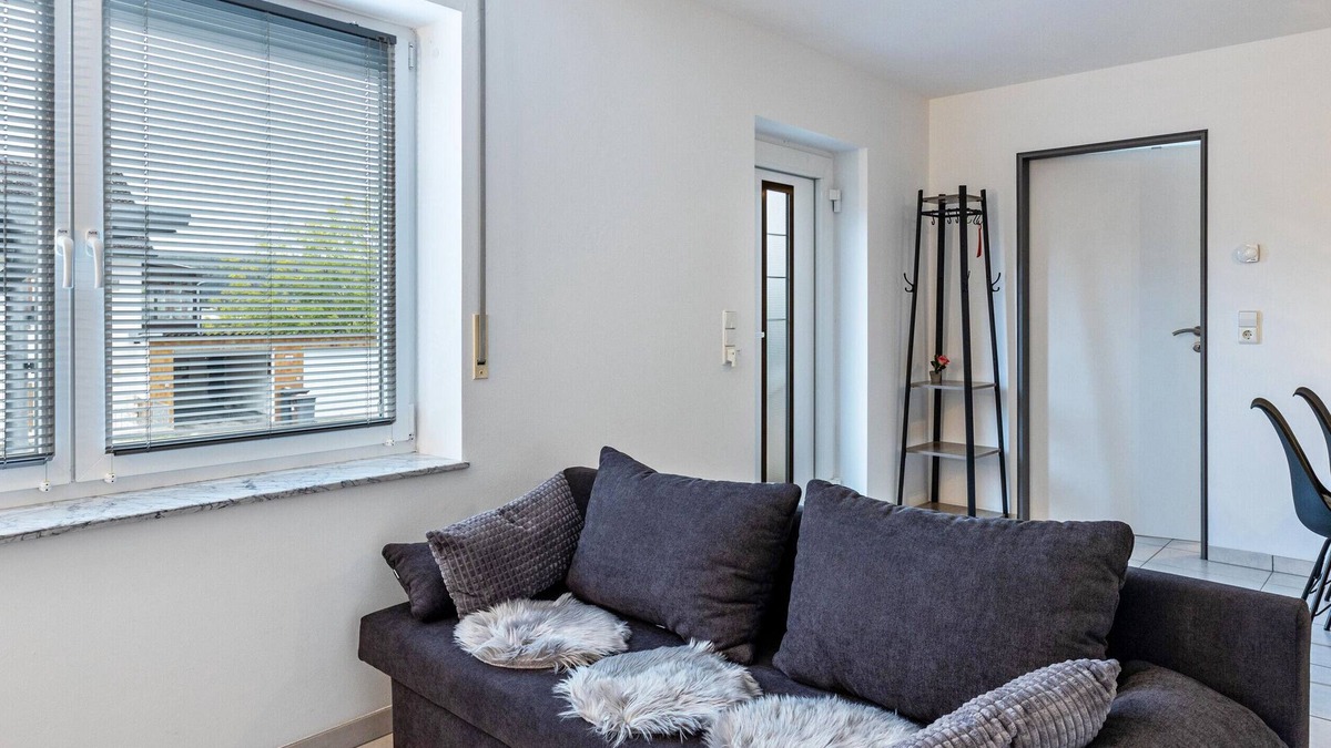 Tuttlingen Apartment | Apartment 'Ferienwohnung Am Donauradweg' with Private Terrace and Wi-Fi
